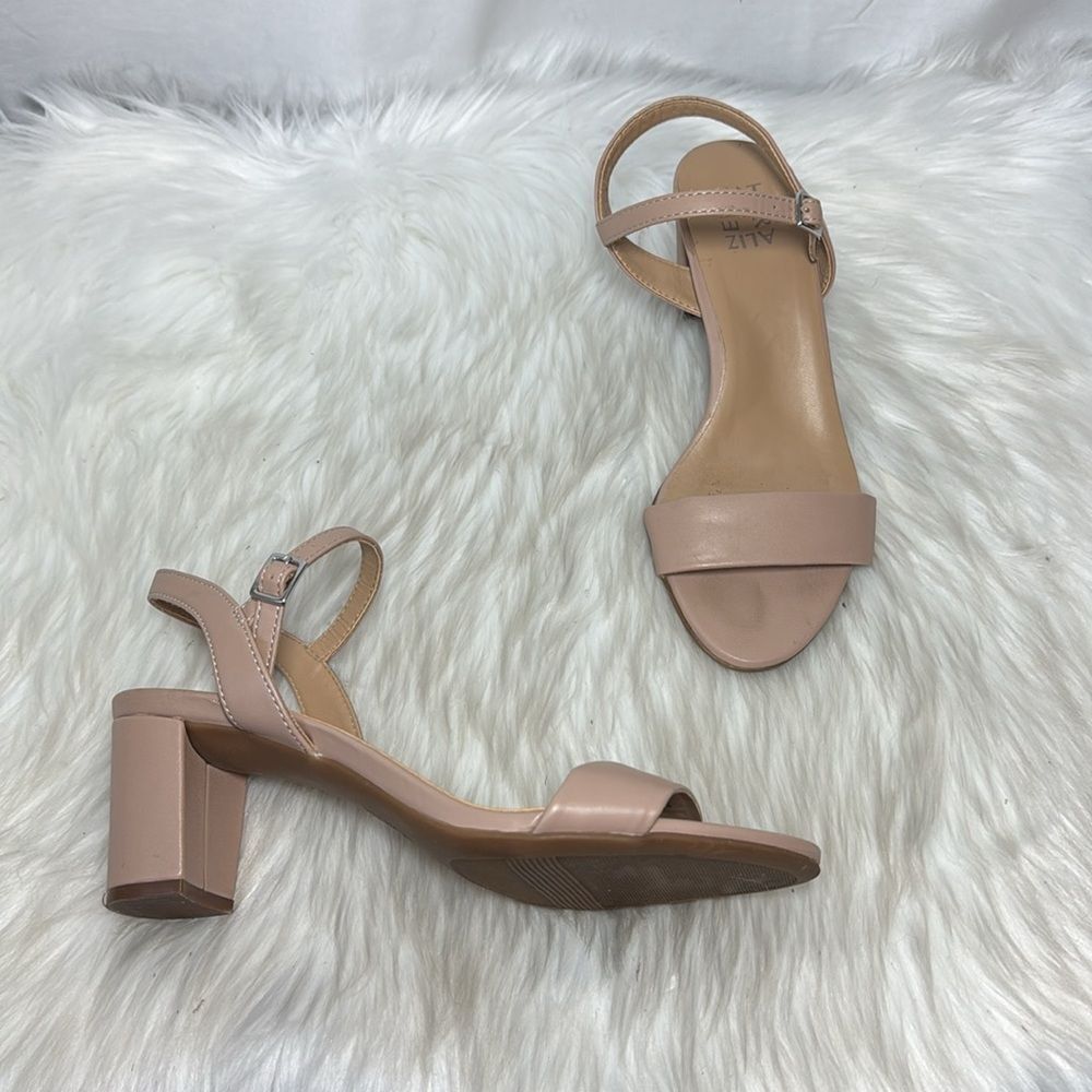 Naturalizer Bristol Women's Blush Faux Leather Sandals Sz 8.5